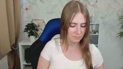 LOVE_xMegan live cam on Cam4