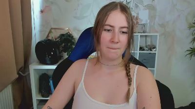 LOVE_xMegan live cam on Cam4
