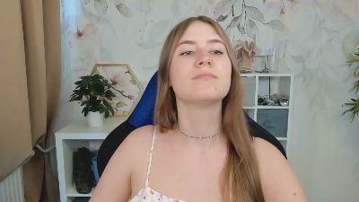 LOVE_xMegan live cam on Cam4