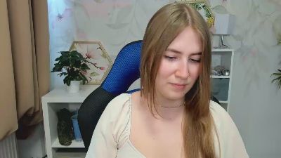 LOVE_xMegan live cam on Cam4