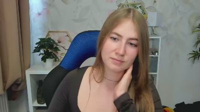 LOVE_xMegan live cam on Cam4