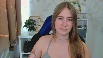 LOVE_xMegan live cam on Cam4