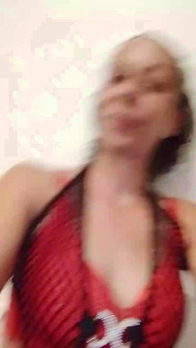 LOuanaaaa live cam on Cam4