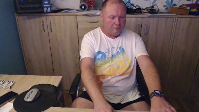 LRO_Bi81 live cam on Cam4