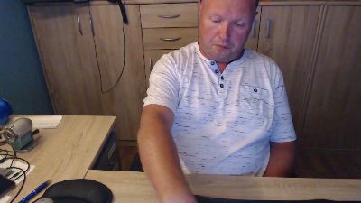 LRO_Bi81 live cam on Cam4