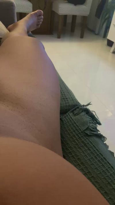 LVSalvador live cam on Cam4