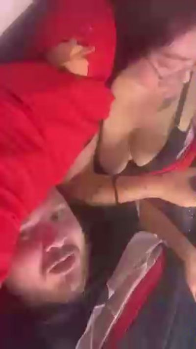 LaColoFree69 live cam on Cam4