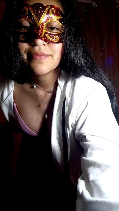 LaFlacaHot77 live cam on Cam4