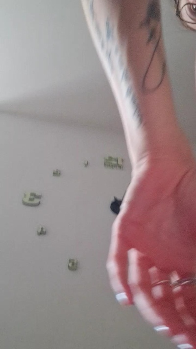 LaMaty9 live cam on Cam4