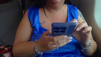 LaReginaNera live cam on Cam4