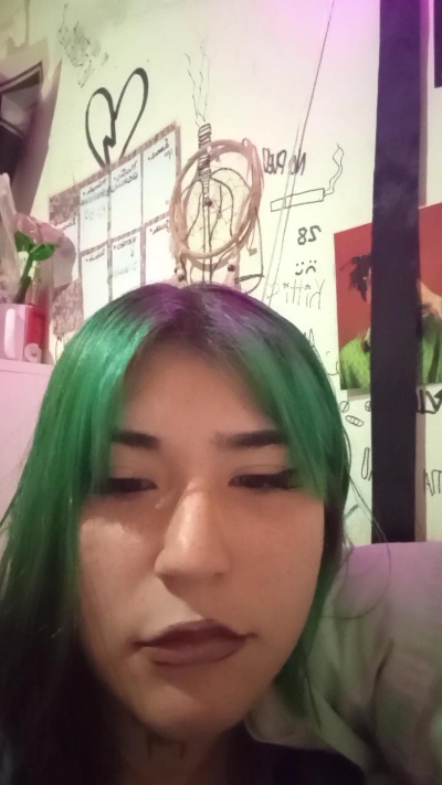 Laadymiau live cam on Cam4