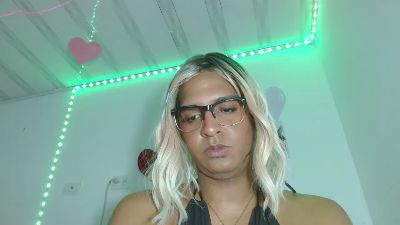 Laboni_sweet live cam on Cam4