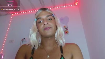 Laboni_sweet live cam on Cam4