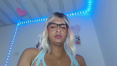 Laboni_sweet live cam on Cam4
