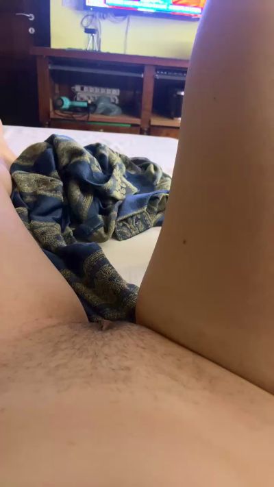 Labuta23 live cam on Cam4