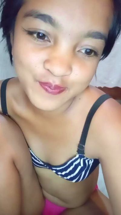 Lacoquine261 live cam on Cam4
