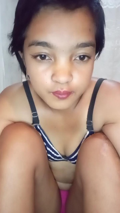 Lacoquine261 live cam on Cam4