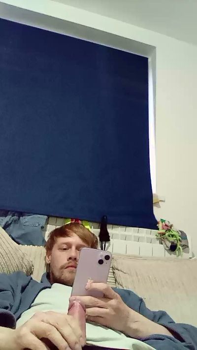 LadNextDoor live cam on Cam4