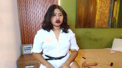 LadyAmbar19 live cam on Cam4