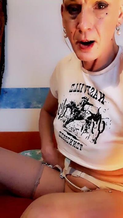 LadyCross_hot live cam on Cam4