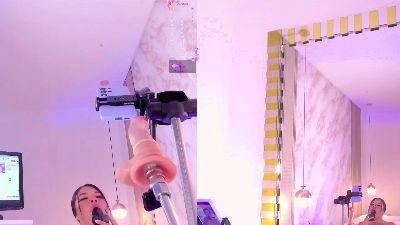 LadyFoxx live cam on Cam4