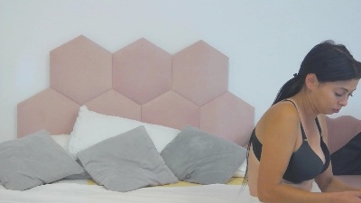 LadyLiia live cam on Cam4