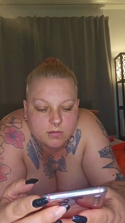 Profile and Statistics for LadyPeggi on Cam4
