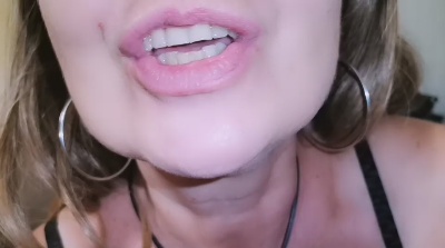 LadyTransy live cam on Cam4