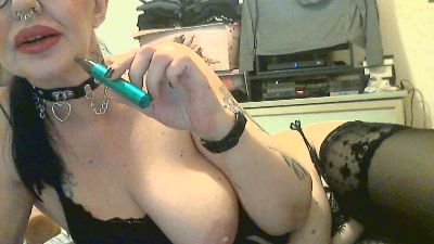 Lady_Goth73 live cam on Cam4