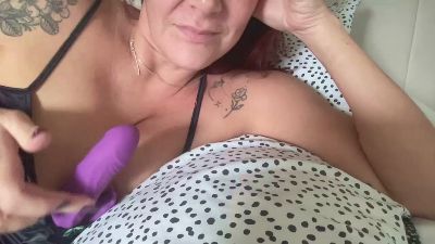 Lady_cherrydrop live cam on Cam4