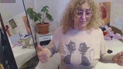 Lady_dy4u live cam on Cam4