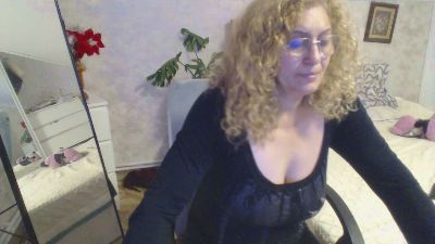 Lady_dy4u live cam on Cam4