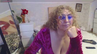 Lady_dy4u live cam on Cam4