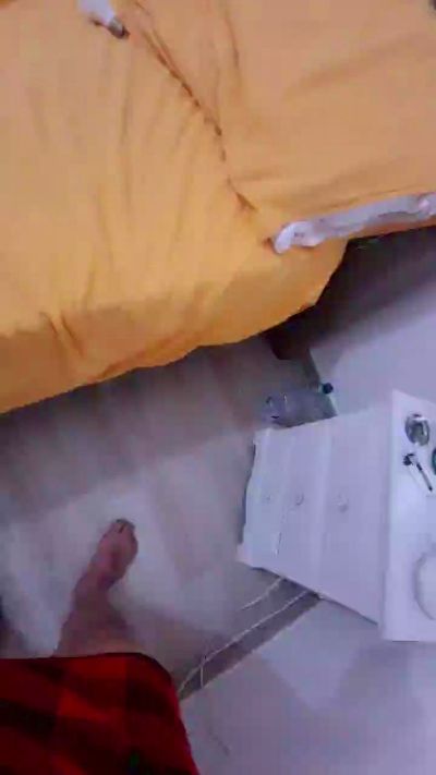 Ladyboyforyou live cam on Cam4