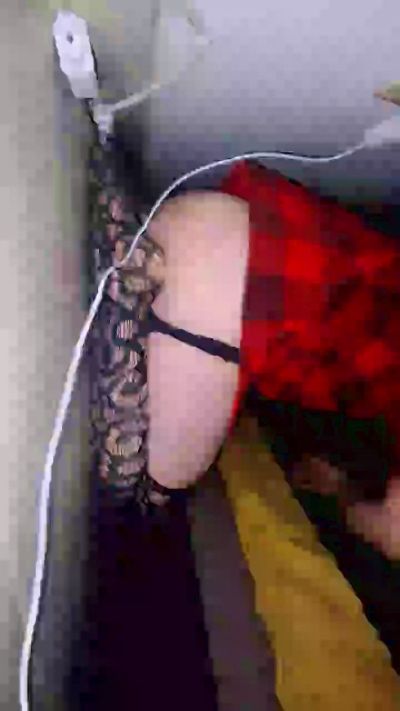 Ladyboyforyou live cam on Cam4