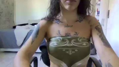Ladydaemon live cam on Cam4