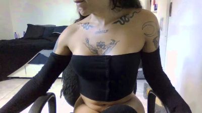 Ladydaemon live cam on Cam4