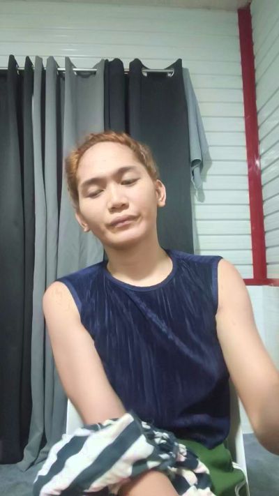 Ladyhunter26 live cam on Cam4