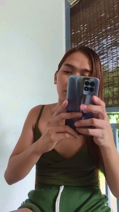 Ladyhunter26 live cam on Cam4