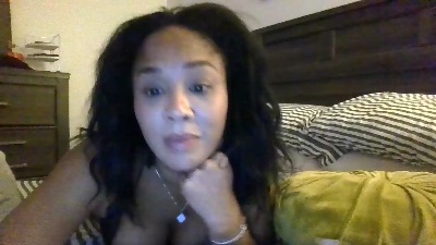 Ladylatina live cam on Cam4