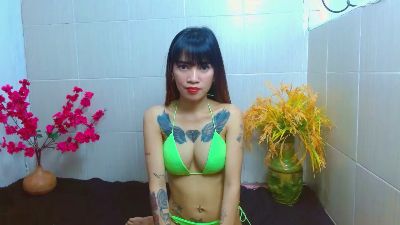 Ladyshammy live cam on Cam4