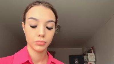 LaelPelligra live cam on Cam4