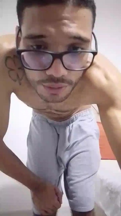 Lafory_1 live cam on Cam4