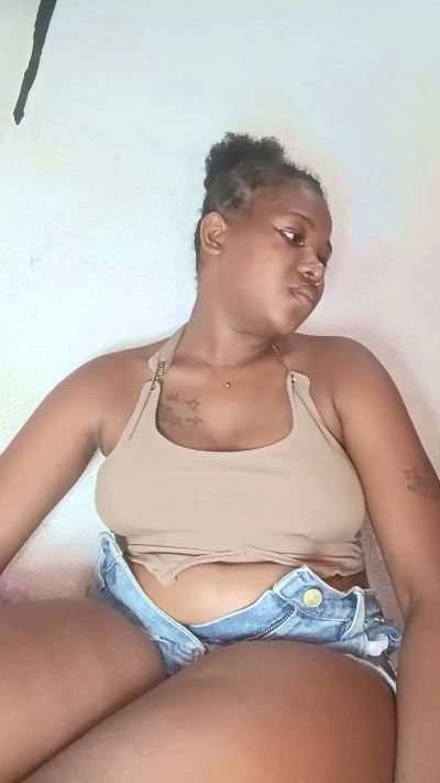 Lahydy live cam on Cam4