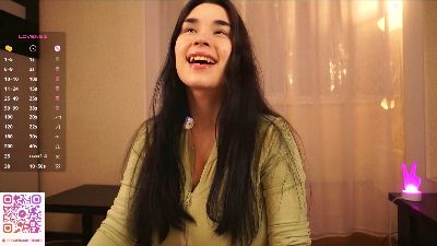 LaineGopin live cam on Cam4