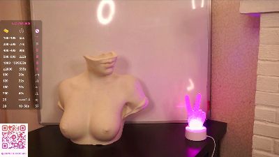 LaineGopin live cam on Cam4
