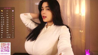 LaineGopin live cam on Cam4
