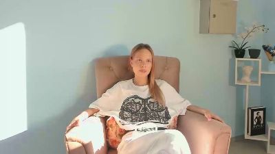 LakeeshaDeyoe live cam on Cam4