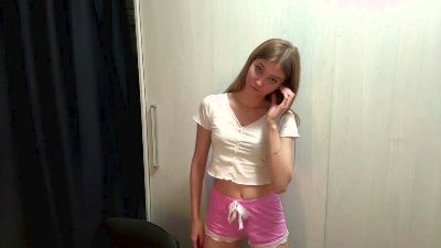 LakeshaBanana live cam on Cam4