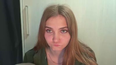 LakeshaBanana live cam on Cam4